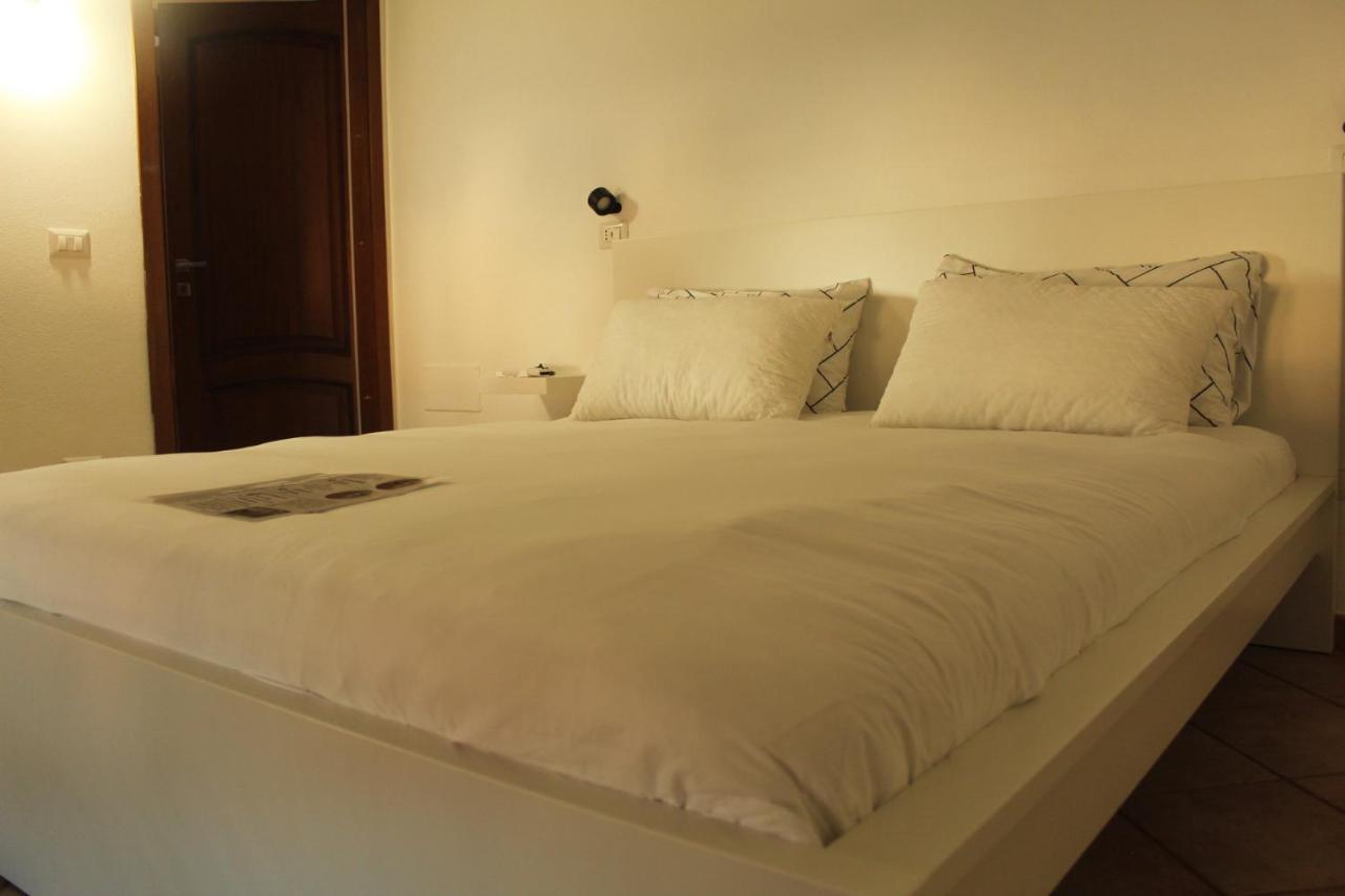 B-Guest House Oristano Buitenkant foto